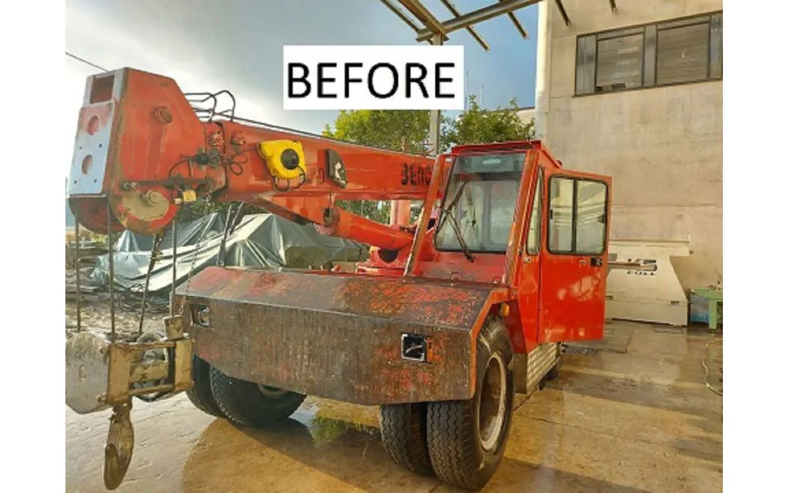 Exterior of the self-propelled crane Bencini - before