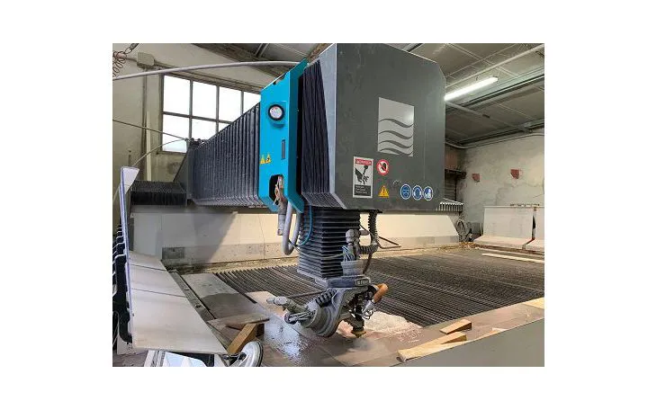 Water jet Flow Mach
