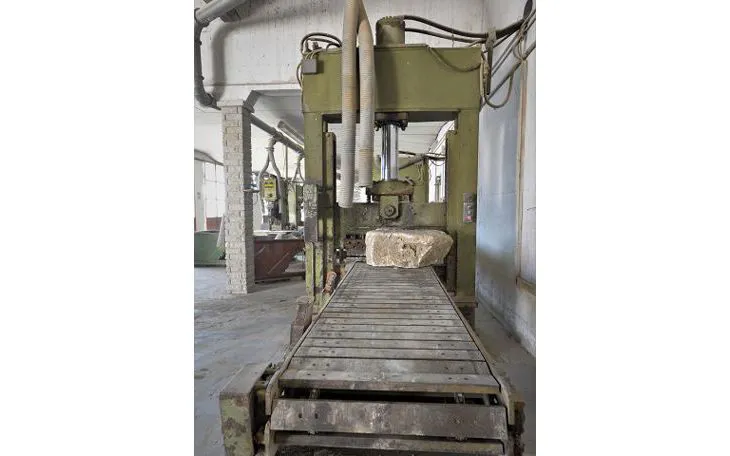 Linea di spaccatura STEINEX