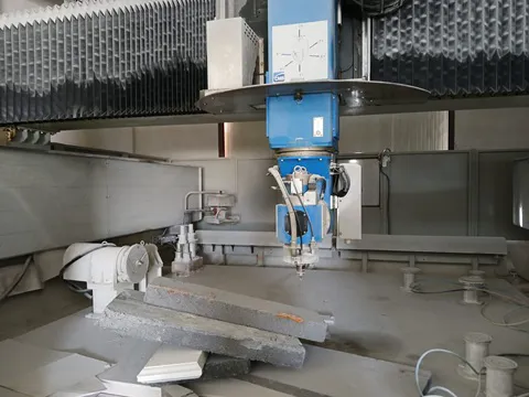 Centro di lavoro CMS