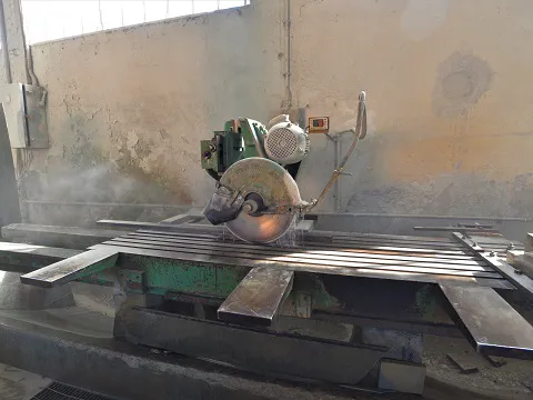 Fresa a bandiera Antiche Fonderie Trani