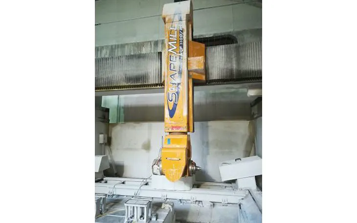 Centro di lavoro CNC Brenton shapermill
