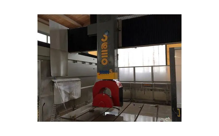 Centro di lavoro CNC Omag blade