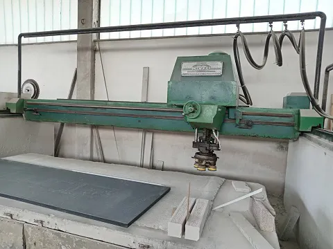 Slabs polisher single-head Minali