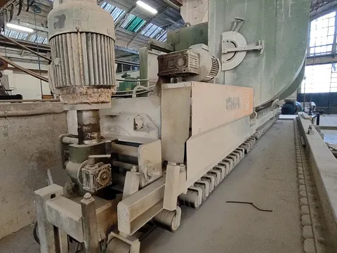 Flat and toroidal edge polisher CMPI