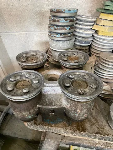 Slabs polisher single-head Monlevi