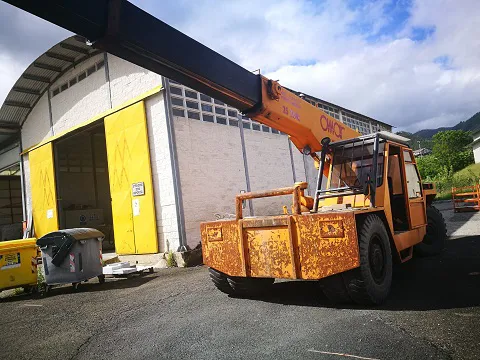 Mobile crane Omar
