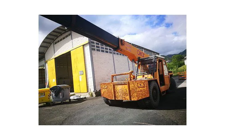 Mobile crane Omar